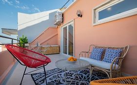 Lovelystay - Sunny 1Bdr Apartment W/Terrace